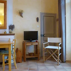 Studio Dans Maison De Village , Gréoux-les-Bains France